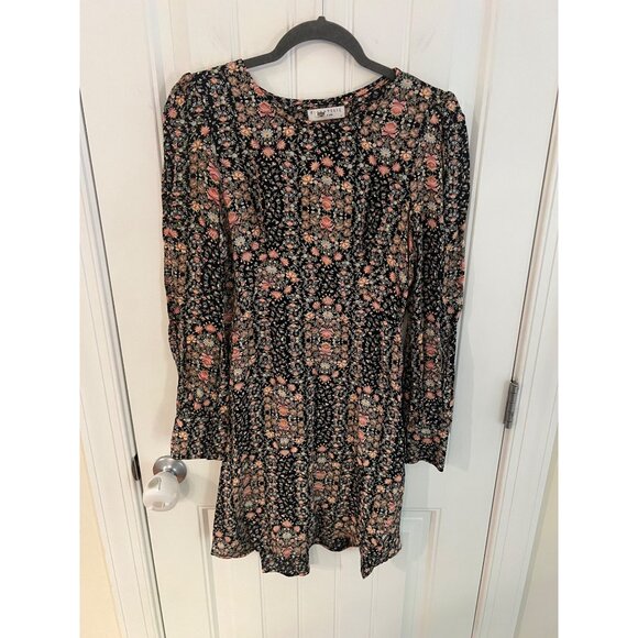 Flynn Skye Love Daze Lydia‎ Floral Long-Sleeve Mini Dress Sz Medium - Picture 2 of 6